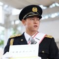 【阪神】公務員経験持つ早川太貴が尼崎東警察署の一日署長「似合ってるんじゃないかな」制服姿に