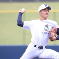 佐野日大の右腕エースは、しなやかな腕の振りから安定感抜群の投球が武器【高校野球界の逸材】
