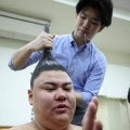 義ノ富士が豊昇龍、大の里連破！２日で懸賞１１１本６６６万円獲得、“秒給”７７万円超に
