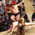 横綱大の里は冷や汗１敗キープ　隆の勝相手に土俵際危機一髪で館内どよめき　大関琴桜が痛恨２連敗　全勝は欧勝馬と阿炎の２人に