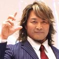 「まるで別人」「誰！？」現役引退した新日本プロレス・棚橋弘至社長が断髪！黒髪！「７：３分け」姿にファン衝撃