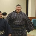 初金星の熱海富士　付き人の出迎えに笑みこぼれる　懸賞金の話題に「感謝したい」２連敗から７連勝