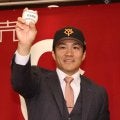 巨人　則本昂大が入団会見「まさか、また一緒に」元同僚・田中将と再共闘　「先発を勝ち取って１年間フルで戦い抜きたい」