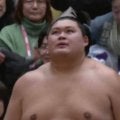 連日の金星＆大量懸賞で“ホクホク”熱海富士、3連敗で“沈痛”の横綱・大の里が浮かべた表情が対照的 「見てるのが辛い…」ファン様々な声