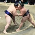 大の里が連敗を３で止める　２敗の霧島を引きずり下ろす白星で７勝目