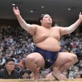 阿炎が３敗目　大関・琴桜に敗れる　２０２２年九州場所以来の優勝から一歩後退