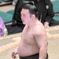 炎鵬が全勝同士の一番に敗れて幕下優勝を逃す　関取復帰は来場所に持ち越し