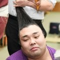 関脇・霧島が３敗死守「残り２日しかない…楽しんで」　単独トップの大関・安青錦を１差で追う