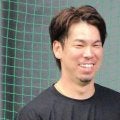 楽天・前田健が日本一３度レジェンド女性剣士と再会　高校卒業以来　過酷なＰＬ剣道部に「衝撃を受けてました　笑」　画伯直筆、不思議な剣士画の色紙も