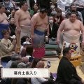 化粧まわしが“キャラ被り” 幕内土俵入りの思わぬ光景に「ペンギンの行進」「2連」反響相次ぐ