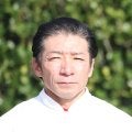 内田博幸騎手が２４日の中山で全９鞍乗り替わり　船橋の落馬で肩の腱を負傷していることが判明