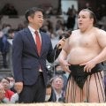 大関の安青錦　優勝インタビューで異例の行動　四方に体を向けて礼　場内が沸く　解説者も感心「２１歳ですよ」