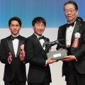 【ＪＲＡ賞授賞式】騎手部門特別賞の横山典弘騎手が壇上で現役への意欲をたぎらせる　「長くこの後もジョッキーを」