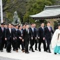 カープ、護国神社で必勝祈願　日本一へ「心願成就できるよう頑張る」