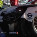 世界最速ラリー車、“凍った峠道”でガードレールに突っ込む衝撃アクシデント ドライバーはステアリングを叩き激昂…波乱の舞台裏