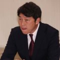 【広島】新井監督は厳しい表情「いろんなことが今、起こってるけど…」キャンプでは野球に集中！