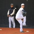 【西武】浜屋将太が「そこそこご近所」の南郷キャンプで元気な姿見せる　期待のリリーバー左腕