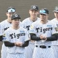阪神　球場表示の登録名は今年も“佐藤輝”　練習後インタビューで明かす