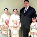 元幕内・水戸龍の引退披露断髪式に約３００人　結婚していたことも公表　３人娘の父親として第２の人生も電車道