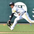 【ソフトバンク】今宮健太、遊撃レギュラー目標ですが…「二塁準備」スタート「ケガ防止にも」