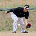 【阪神】平田２軍監督がドラ１立石正広の守備練習見守る「いい張りが出てくれば」／一問一答