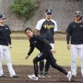 【阪神】中野拓夢「脱力してスタート」物足りないけど「最低20盗塁」赤星臨時コーチがノルマ課す
