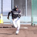 【ソフトバンク】本職内野も…イヒネ・イツア「試合に出られるなら」脚力生かし外野で１軍狙う