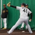 【阪神】村上頌樹の試行錯誤は続く「体の使い方とかを…」ブルペンで藤川監督から直接アドバイス