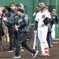 【ロッテ】臨時コーチ松井稼頭央氏がキャンプ合流「選手たちと色々話しながらいい時間にしたい」