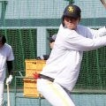 初の鷹キャンプ…激変した23歳「3割30本いける」　場外弾連発に高まる期待「全然違う」
