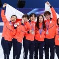 【五輪】坂本花織、りくりゅう、鍵山優真ら北京組の決起集会から始まり、７人の絆でつかんだ涙の団体銀メダル…米国に惜敗も誇れる２位