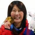 【スノボ】「まさか…」村瀬心椛に金メダル授与したプレゼンターは英王室メンバー