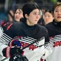 【アイスホッケー】日本女子、第3P早々キルプレーで失点…志賀紅音は相手反則に激高し乱暴行為