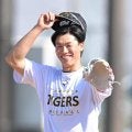 阪神　湯浅が戦列離脱の石井にエール「パワーアップして帰ってきてほしい」「ブルペンはチーム。みんなで力を合わせていけたら」