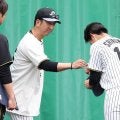 阪神・藤川監督　伊原「大きな軸を見つけにいっている春。あと半分ぐらい」才木「遠い昔のようですね（笑）」【一問一答】