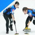 【カーリング】「美女姉妹」夫・新濱立也の観戦から帰国したロコ吉田夕梨花、姉・知那美と共演