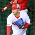 広島・河野　支配下復帰へ原点回帰　３年連続弟子入り中崎の教え胸に直球磨く「どんなカウントでも、自信を持って投げられるように」