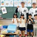 ロッテ　ドラ１石垣元、ドラ２毛利が糸満市内の小学校訪問　石垣元「子どもたちの声援を聞いてもっと頑張ろうという気持ちが強くなりました」