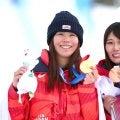 【五輪】金メダルの１９歳・深田茉莉「まだ全然信じられない。すごく重くて…今までが詰まったような気がします」言葉詰まらせ感極まる…スノーボード女子スロープスタイル