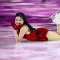 「恋に堕ちました」中井亜美がエキシビでも“魅了”…「足バタバタが可愛すぎ」「会場の熱気ヤバいのも納得」【冬季五輪】