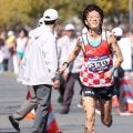 「一体何が起きているの？」大阪マラソン初出場ランナーの“特殊な姿”にネット大注目「しばらく目が離せなかった」「どういう効果があるのかな」
