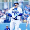【DeNA】ドラ１小田康一郎オープン戦初安打「ボール見えてるし振れている」悪送球は「課題」