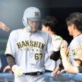 日本ハムが珍プレーで失点　右翼からの緩い返球が内野の頭上を越え転々　スタンドどよめく
