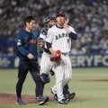 【WBC】大勢が緊急降板　９回に左前打を打たれた場面で右足を伸ばすしぐさ