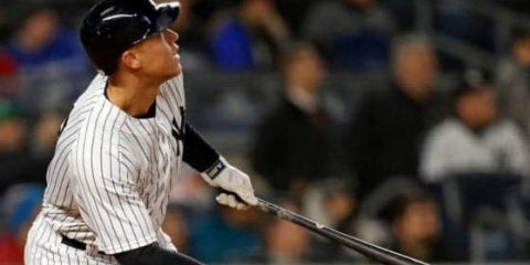 MLBホームラン実使用バット 及び，ヤンキーススタントン選手実使用キャップ MLBホームラン実使用バット 及び，ヤンキーススタントン選手実