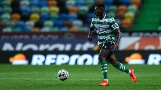 シティが19歳のポルトガル代表SBヌーノ・メンデスに興味