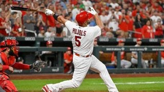MLB】698号のホームラン球を“贈呈”…プホルスの神対応をファン称賛 