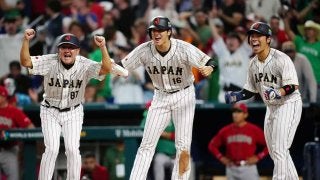 WBC】吉田正尚の同点3ランに大谷翔平らが歓喜爆発 侍ジャパンの