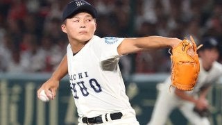 ユニフォーム　甲子園 既視感あると思ったら」 甲子園で話題…“名門激似ユニ”にSNS注目