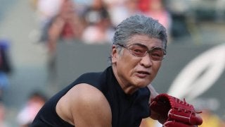 広島】始球式103キロ！59歳吉川晃司「もし70まで歌っとったら